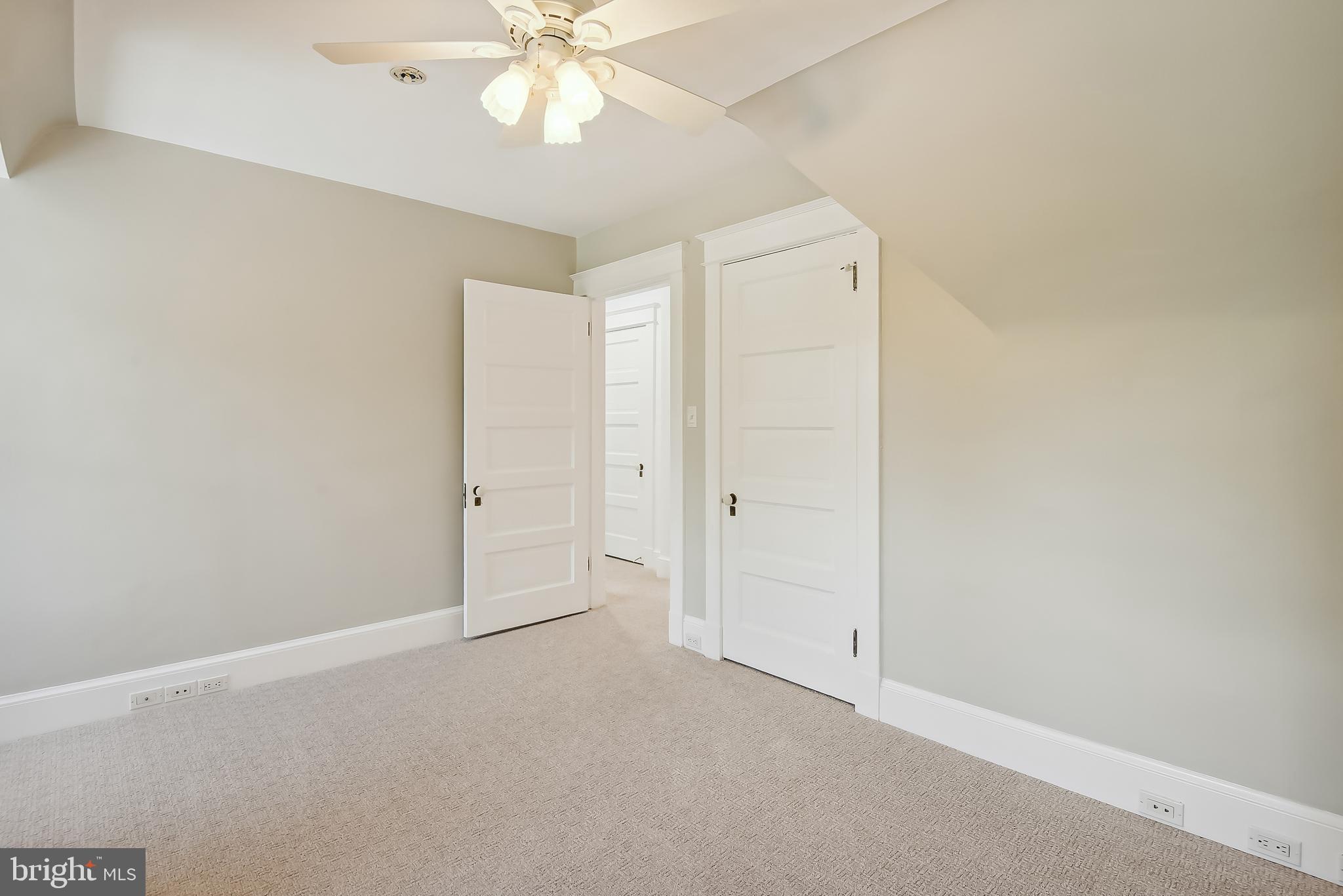 204 Russell Road Alexandria, VA 22301 - Photo 30 of 56 Bedroom 2
