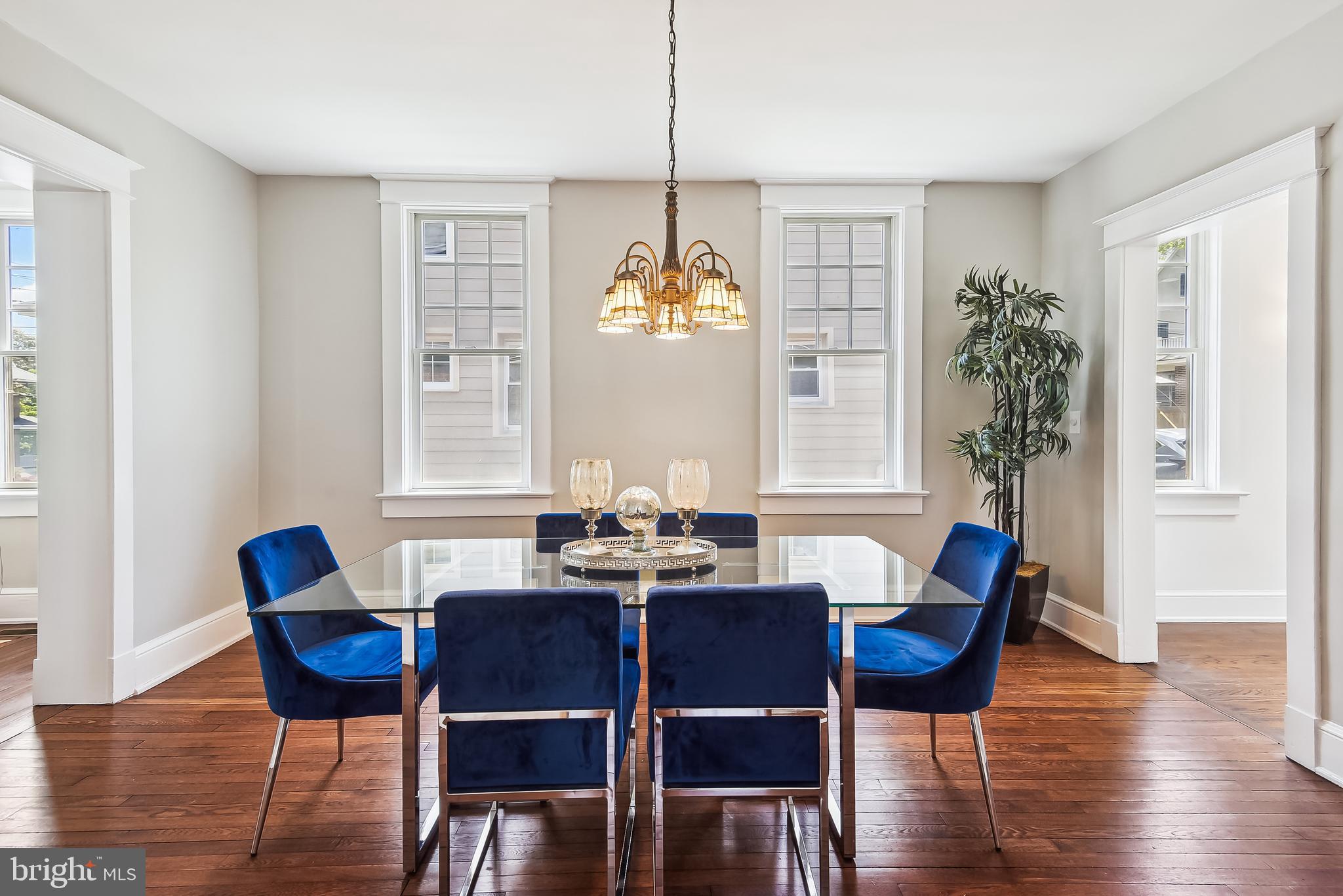 204 Russell Road Alexandria, VA 22301 - Photo 10 of 56 Dining Room