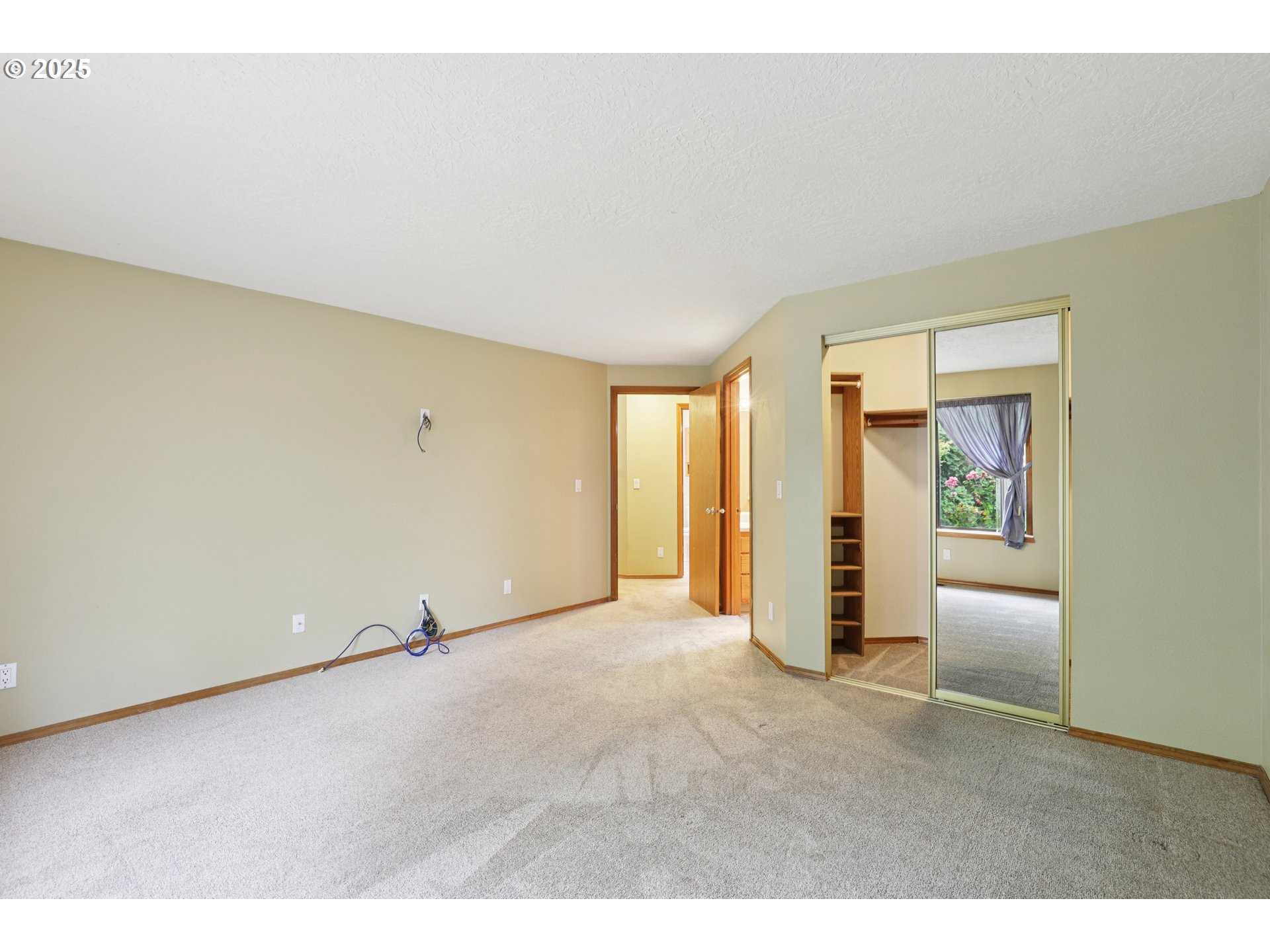 4060 Southwest 8th Street Gresham, OR 97030 - Photo 21 of 38