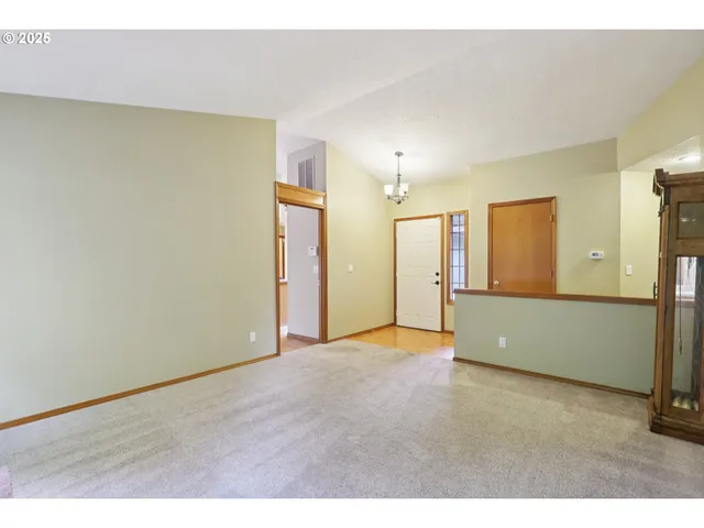 $475,000 | 4060 Southwest 8th Street, Gresham, OR 97030