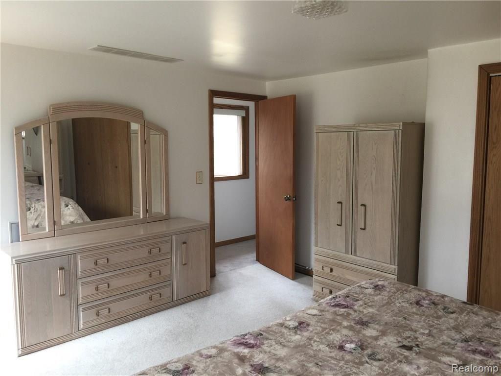 2825 Devondale Road Rochester Hills, MI 48309 - Photo 26 of 37