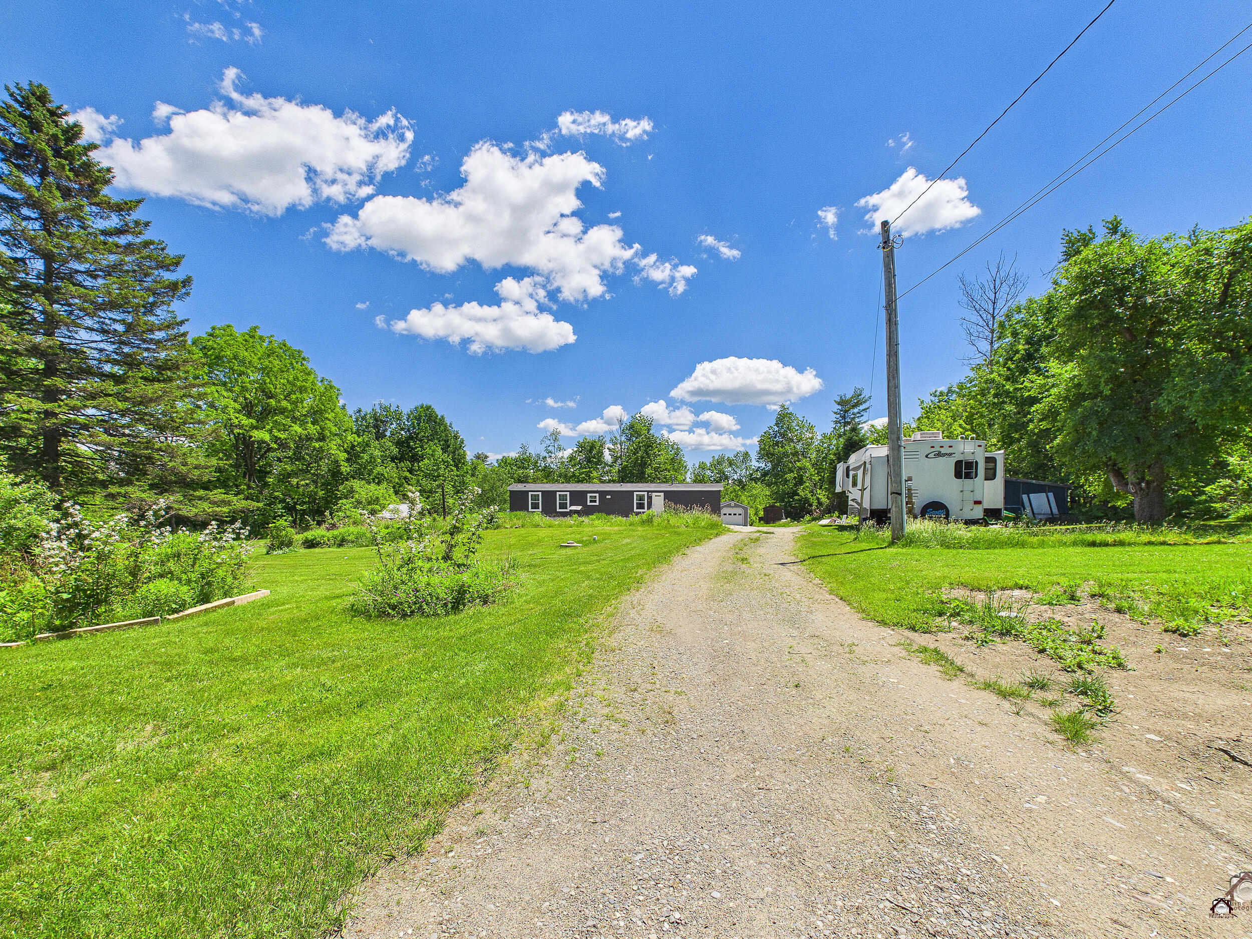 19 Swan Road New Sharon, ME 04955 - Photo 3 of 124 152-LP-101