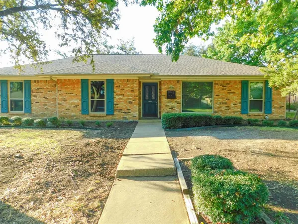 $2,625 | 1946 Kensington Drive, Carrollton, TX 75007