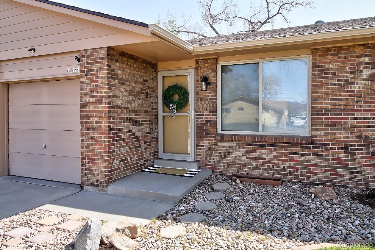 4684 Simms Street Wheat Ridge, CO 80033 - Photo 3 of 24 Gallery Image 3