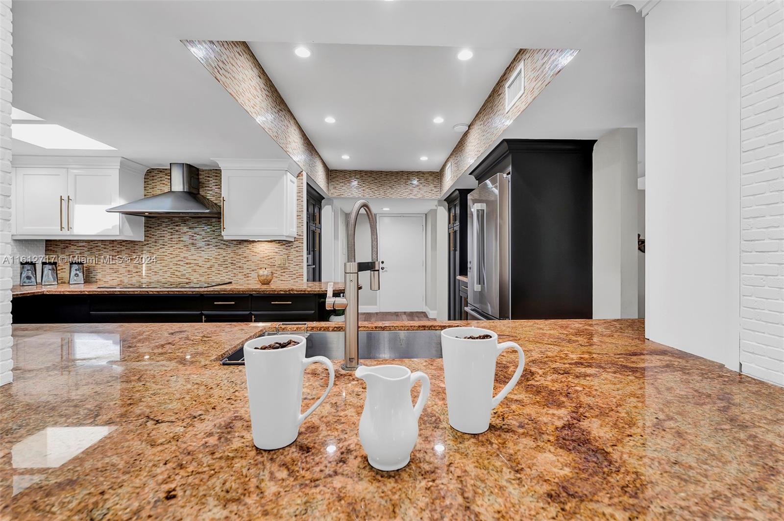 3771 North Park Road Hollywood, FL 33021 - Photo 18 of 62