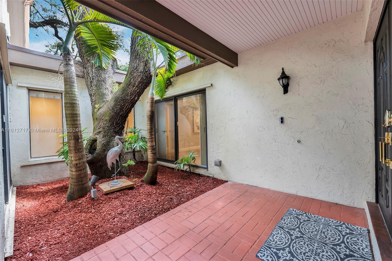 3771 North Park Road Hollywood, FL 33021 - Photo 5 of 62