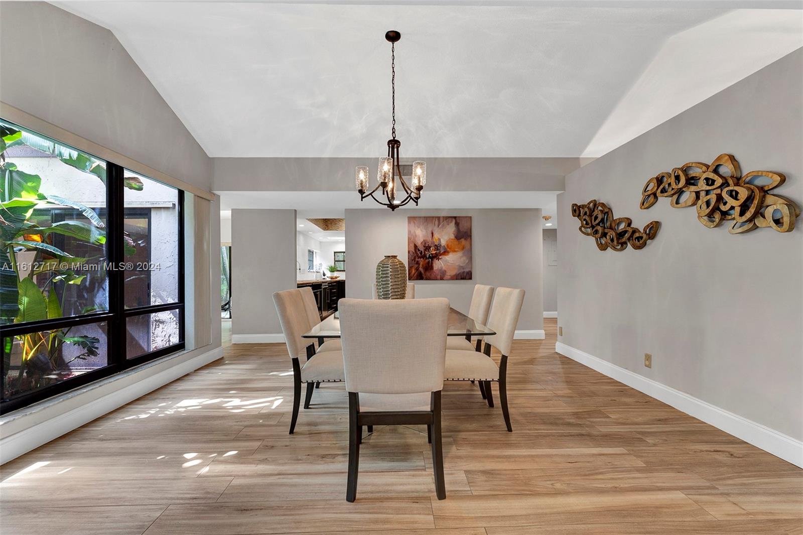 3771 North Park Road Hollywood, FL 33021 - Photo 10 of 62