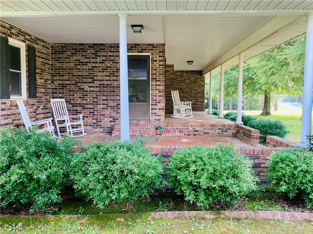 999 Old Calhoun Falls Road Abbeville, SC 29620 - Photo 2 of 33 GREAT PORCH