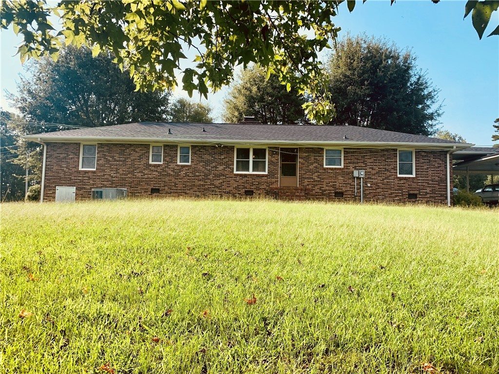 999 Old Calhoun Falls Road Abbeville, SC 29620 - Photo 23 of 33 BACK OF HOUSE