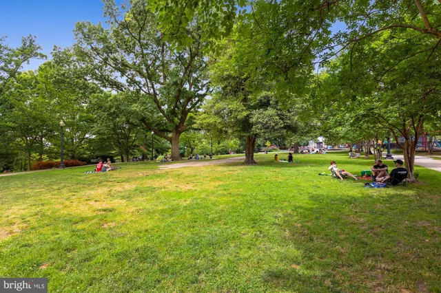 $419,000 | 2010 Kalorama Road Northwest, Unit 306, Washington, DC 20009