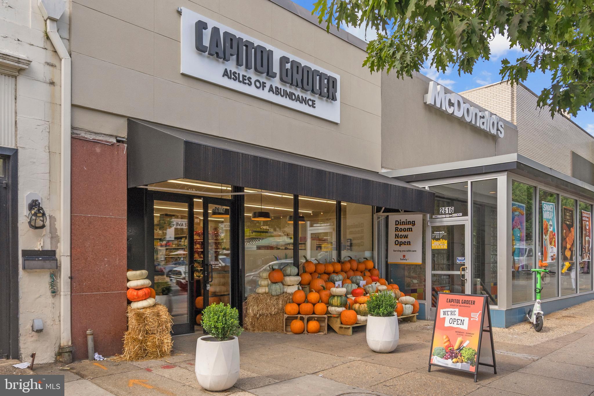 2010 Kalorama Road Northwest, Unit 306 Washington, DC 20009 - Photo 23 of 24