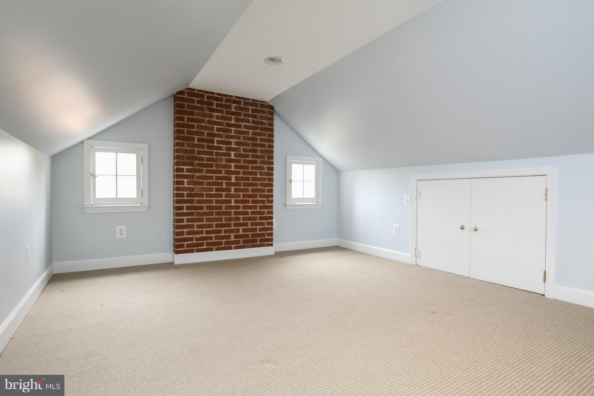 116 Croydon Road Baltimore, MD 21212 - Photo 23 of 30 an empty room with windows
