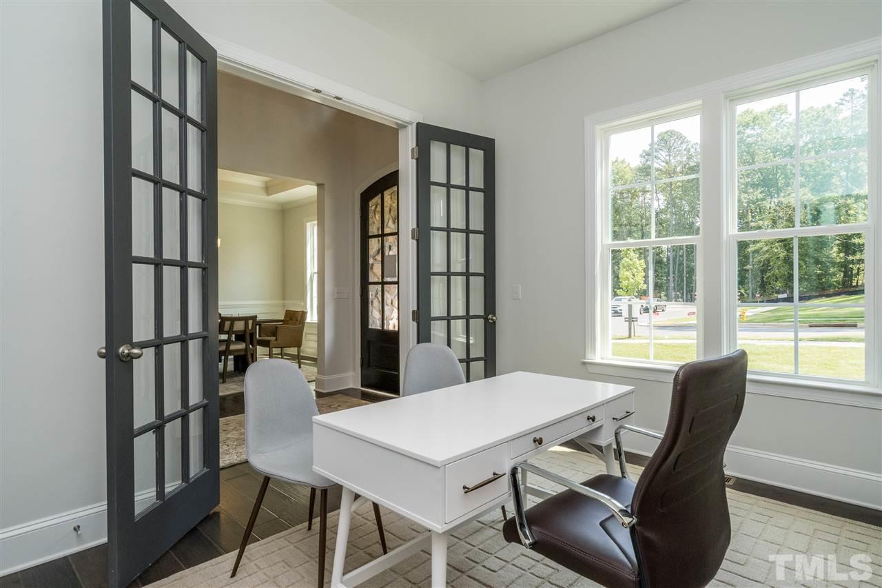 5601 Norcrest Street, Unit 7 Raleigh, NC 27612 - Photo 6 of 30 Gallery Image 6