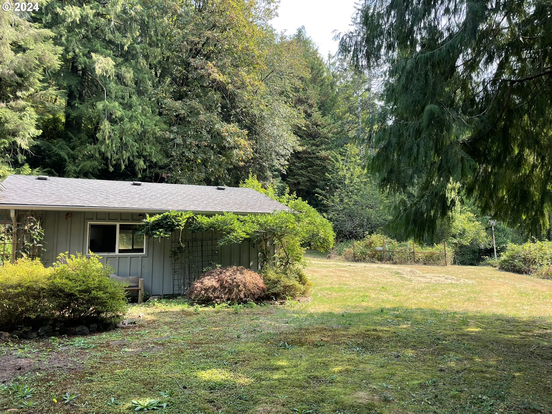 87535 Tiernan Road Mapleton, OR 97453 - Photo 17 of 25 Backyard