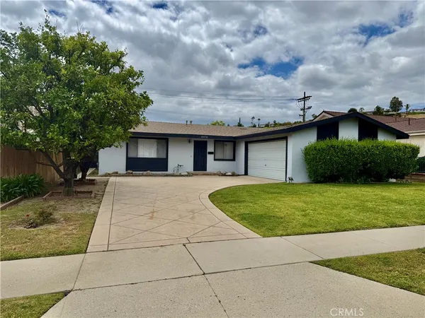 $4,150 | 24378 Hartland Street, West Hills, CA 91307