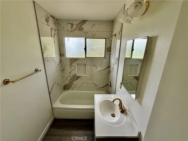 $4,150 | 24378 Hartland Street, West Hills, CA 91307