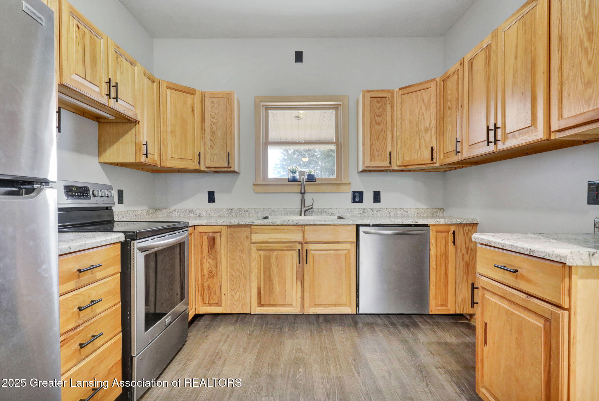 7365 Cole Road Birch Run, MI 48415 - Photo 10 of 33 66-web-or-mls-Open Ended Media-32