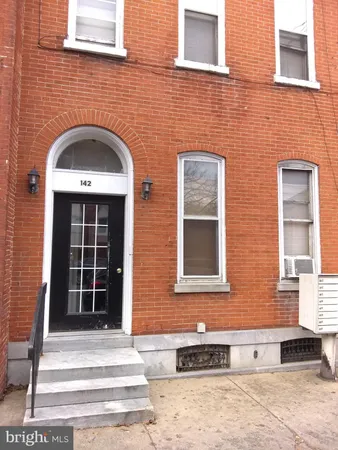 $875 | 142 South Queen Street, Unit 5, Lancaster, PA 17603