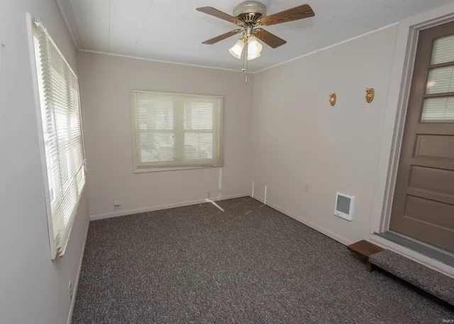 $285,000 | 201 East State Road 28, Williamsport, IN 47993