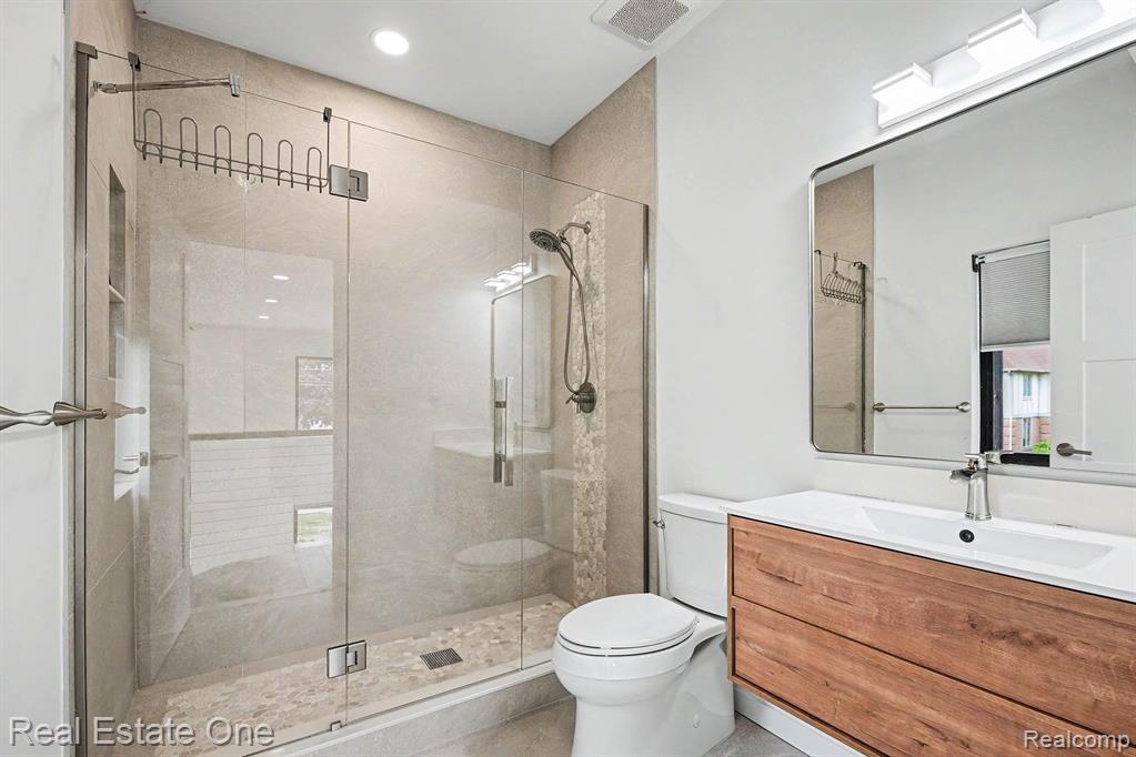 6480 John R Road Troy, MI 48085 - Photo 23 of 32