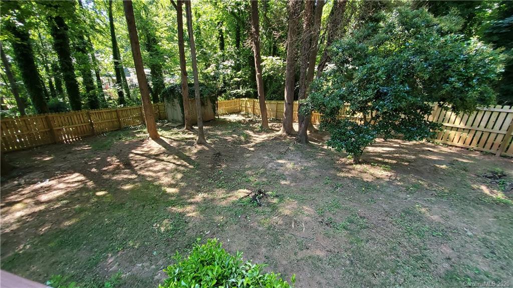 20700 Willow Pond Road Cornelius, NC 28031 - Photo 42 of 47 a backyard of a house with lots of green space