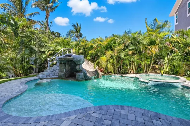 $3,495,000 | 108 7th Street South, Bradenton Beach, FL 34217