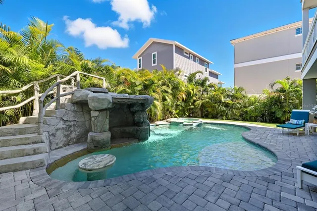 $3,495,000 | 108 7th Street South, Bradenton Beach, FL 34217