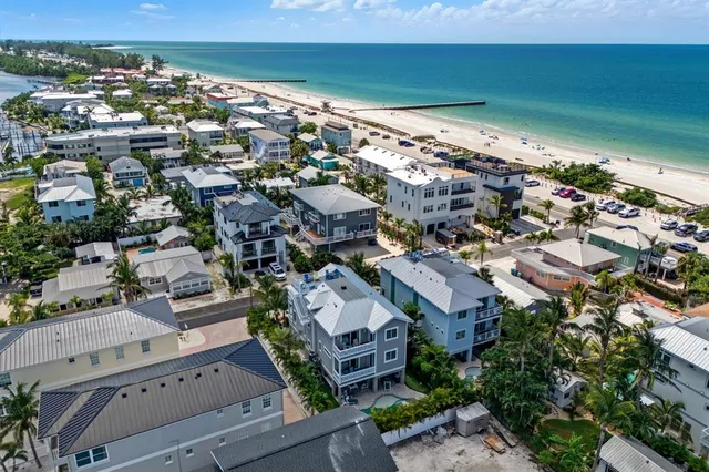 $3,495,000 | 108 7th Street South, Bradenton Beach, FL 34217