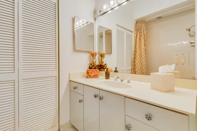 $850,000 | 18951 Painted Leaf Court, Jupiter, FL 33458