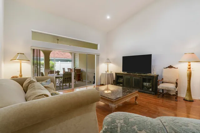 $850,000 | 18951 Painted Leaf Court, Jupiter, FL 33458