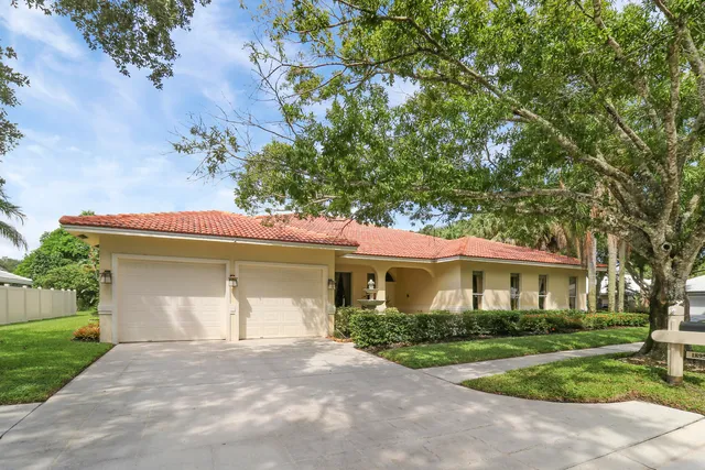 $850,000 | 18951 Painted Leaf Court, Jupiter, FL 33458