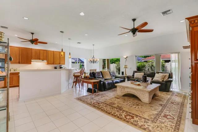 $850,000 | 18951 Painted Leaf Court, Jupiter, FL 33458
