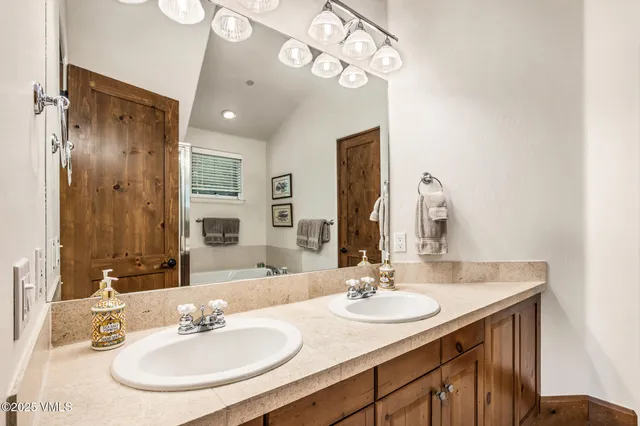 $2,299,000 | 254 Eagles Glen Road, Edwards, CO 81632