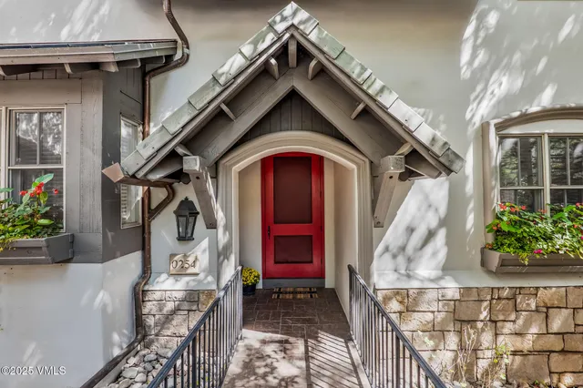 $2,299,000 | 254 Eagles Glen Road, Edwards, CO 81632