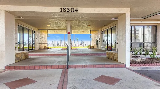 $2,900 | 18304 Gulf Boulevard, Unit 610, Redington Shores, FL 33708
