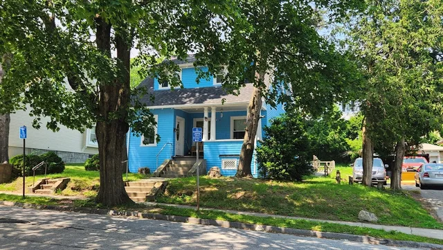 $400,000 | 132 Institute Road, Worcester, MA 01602