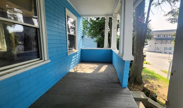 $400,000 | 132 Institute Road, Worcester, MA 01602