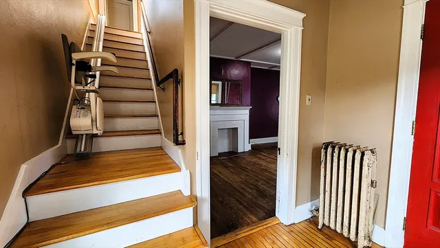 $400,000 | 132 Institute Road, Worcester, MA 01602