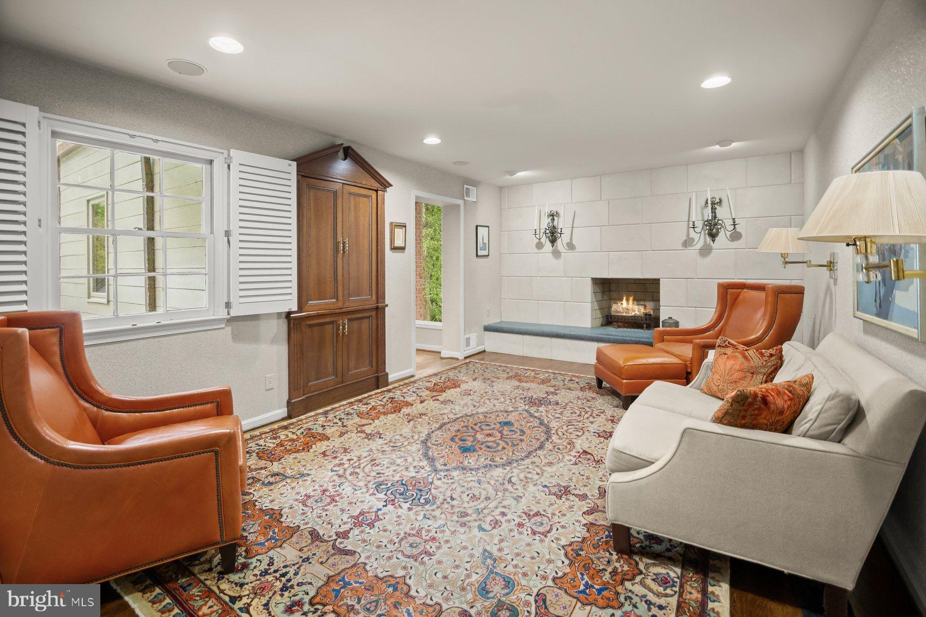6605 Kenhill Road Bethesda, MD 20817 - Photo 14 of 32