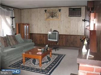 71 Harvest Road Levittown, PA 19056 - Photo 7 of 12 Living Room