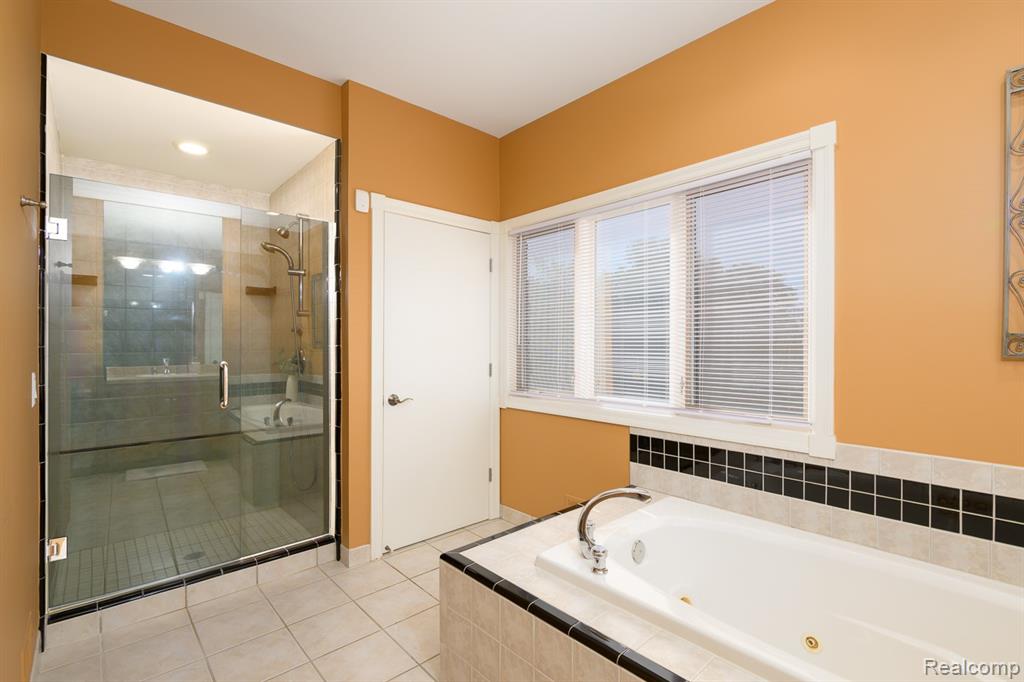5565 Ford Road Commerce Township, MI 48382 - Photo 19 of 28 Gallery Image 19