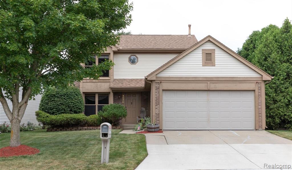 1576 Colony Drive Rochester Hills, MI 48307 - Photo 1 of 29