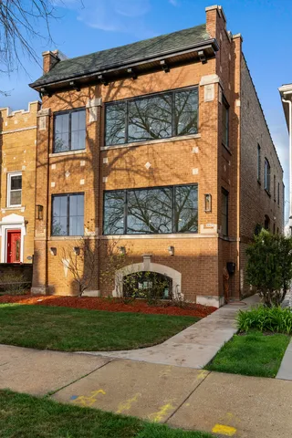 $1,999,900 | 3317 North Avers Avenue, Chicago, IL 60618