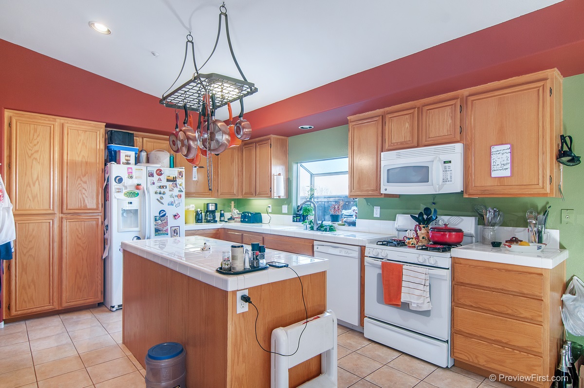 8577 Clifford Heights Road Santee, CA 92071 - Photo 11 of 25 Gallery Image 11
