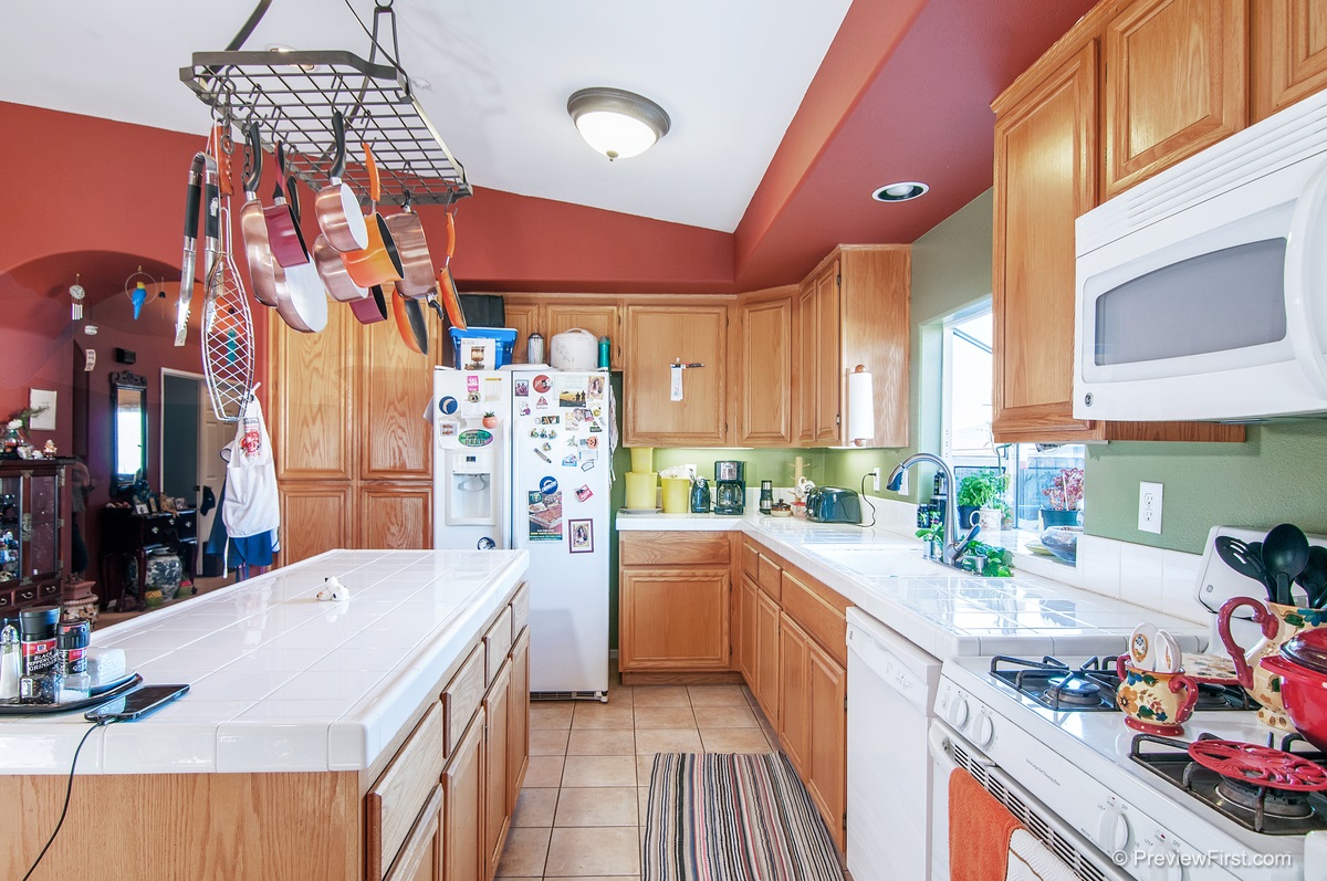 8577 Clifford Heights Road Santee, CA 92071 - Photo 12 of 25 Gallery Image 12