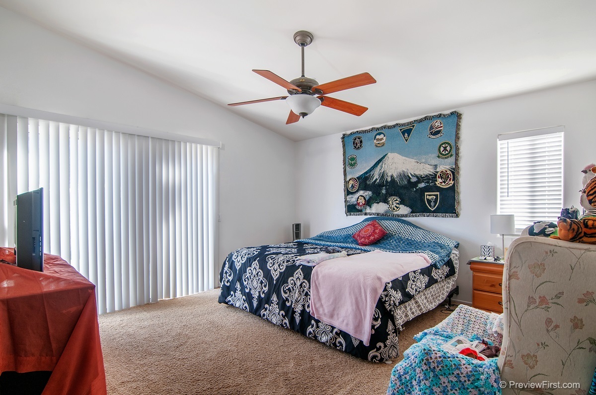 8577 Clifford Heights Road Santee, CA 92071 - Photo 18 of 25 Gallery Image 18