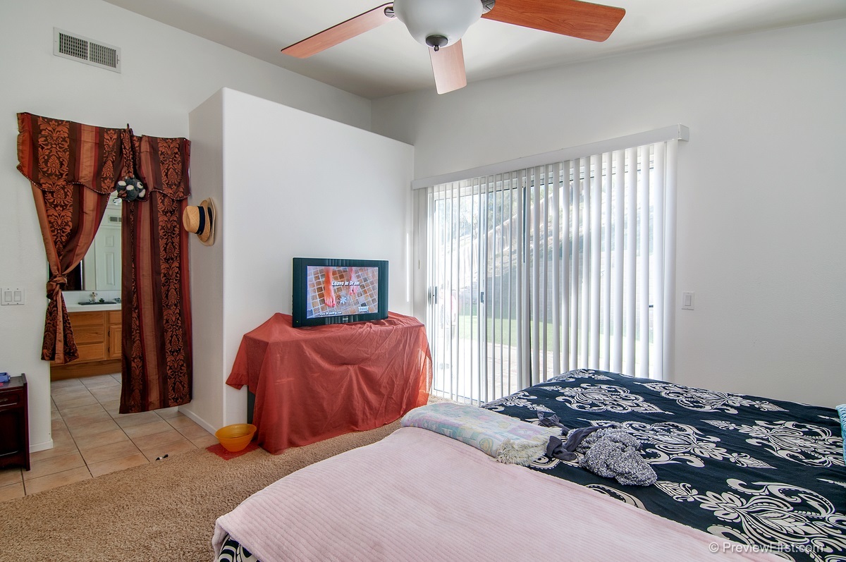 8577 Clifford Heights Road Santee, CA 92071 - Photo 19 of 25 Gallery Image 19