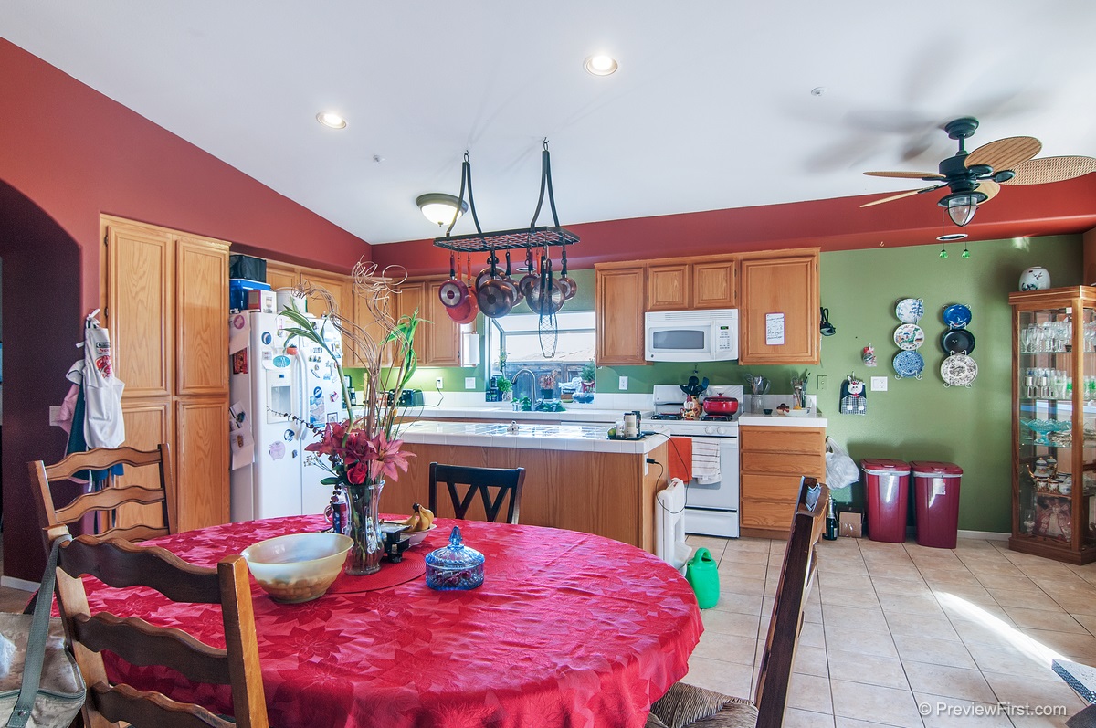 8577 Clifford Heights Road Santee, CA 92071 - Photo 10 of 25 Gallery Image 10