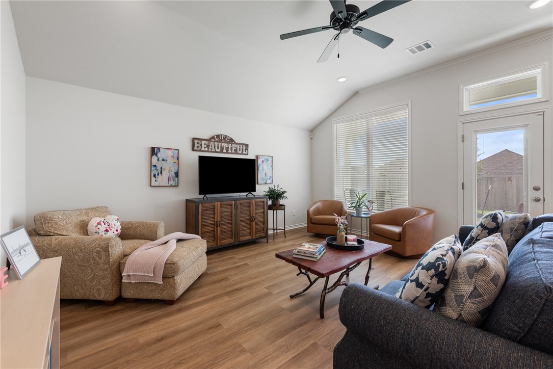 3164 Margaret Rudder Parkway Bryan, TX 77808 - Photo 8 of 21