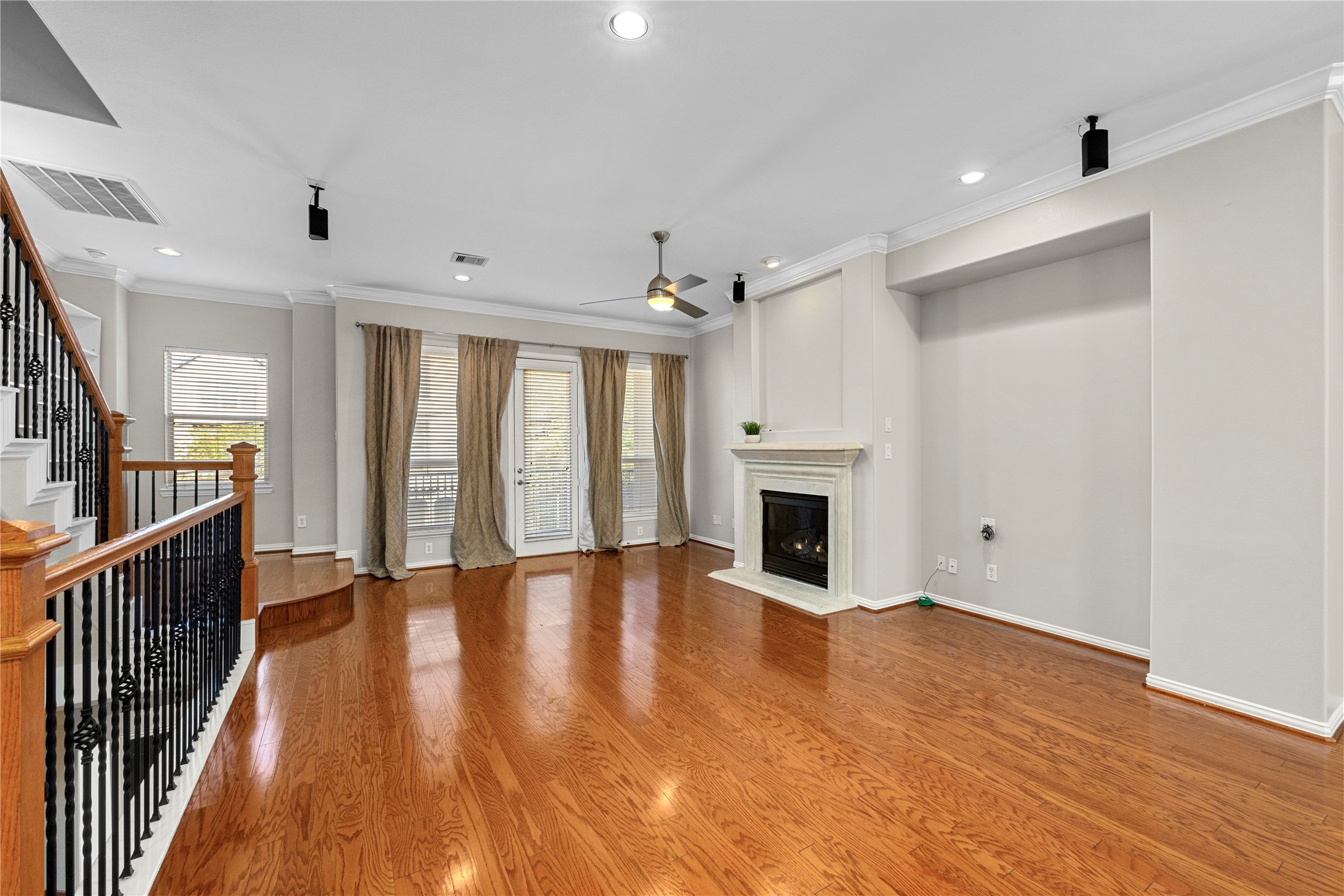 1614 Stuart Street Houston, TX 77004 - Photo 14 of 35